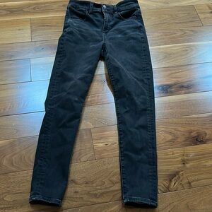 Black American Eagle skinny stretch jeans
